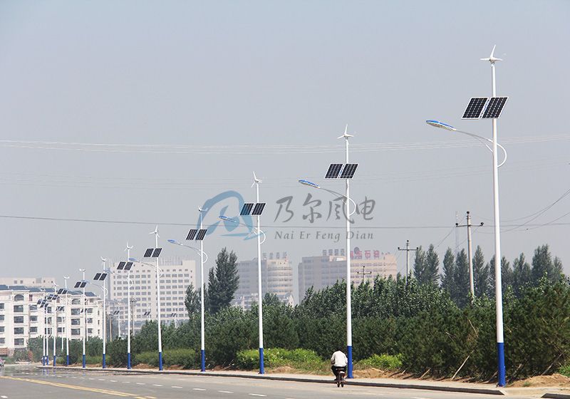 路燈風力發電機一天能發多少電？